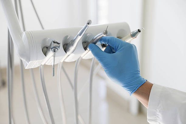 Professional Wisdom Tooth Removal technician working in South Monrovia Island, CA